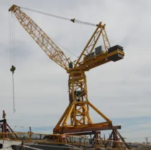 HTD3023-10t Derrick Crane for dismantling of big internal climbing tower crane
