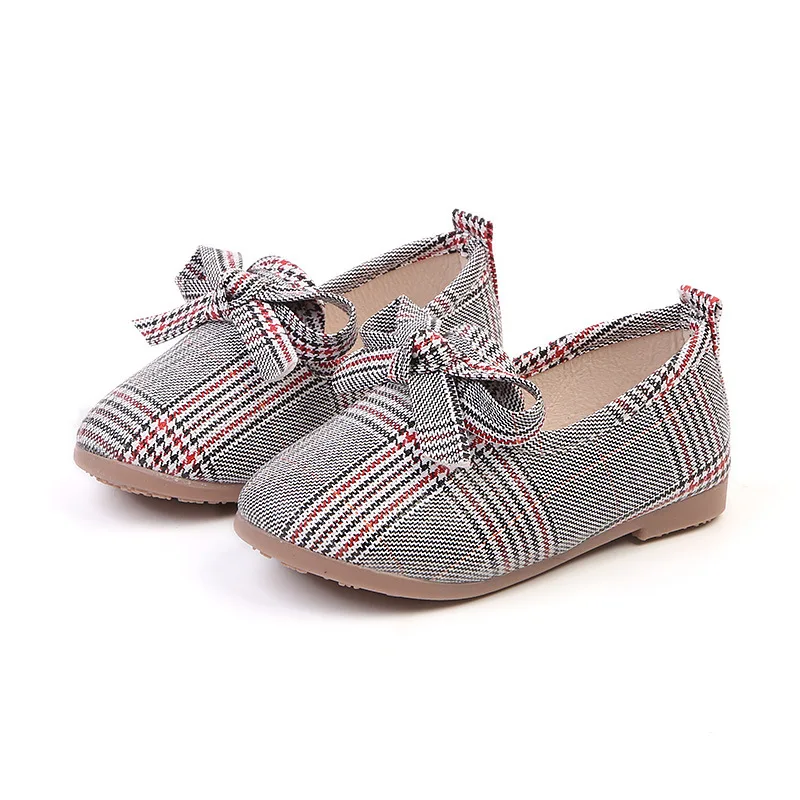 Hot selling children dress shoes soft sole moccasin gommino stripe for girl