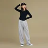 Pantaloni a righe sottili
