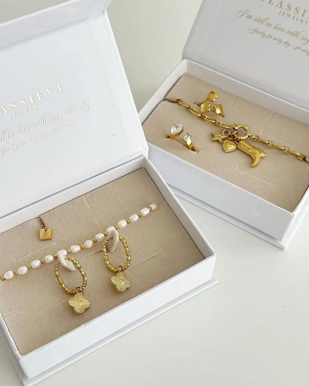 A1 Luxury OEM Ring Necklace Gift Packaging Box Magnetic Pearl Jewelry Boxes Paper Cardboard Velvet Custom Size Shape Wood Lining supplier