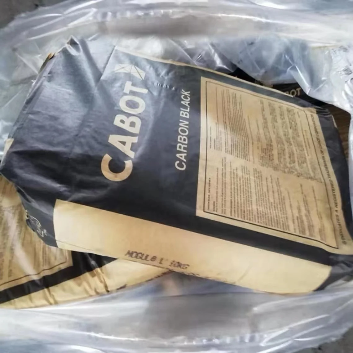 Mogul L Carbon Black