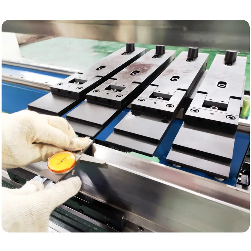 Heavy MS ELectric Automatic Metal Sheet Steel Plate Hydraulic CNC Bending Machine Price