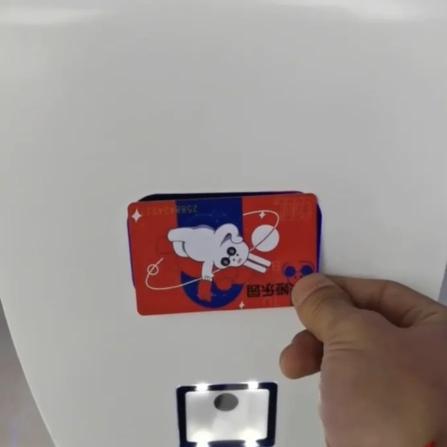 High Quality Funova MC1 Plastic Prepaid Membership Card with RFID Printing for Arcade Game VIP Customer Amusement Park