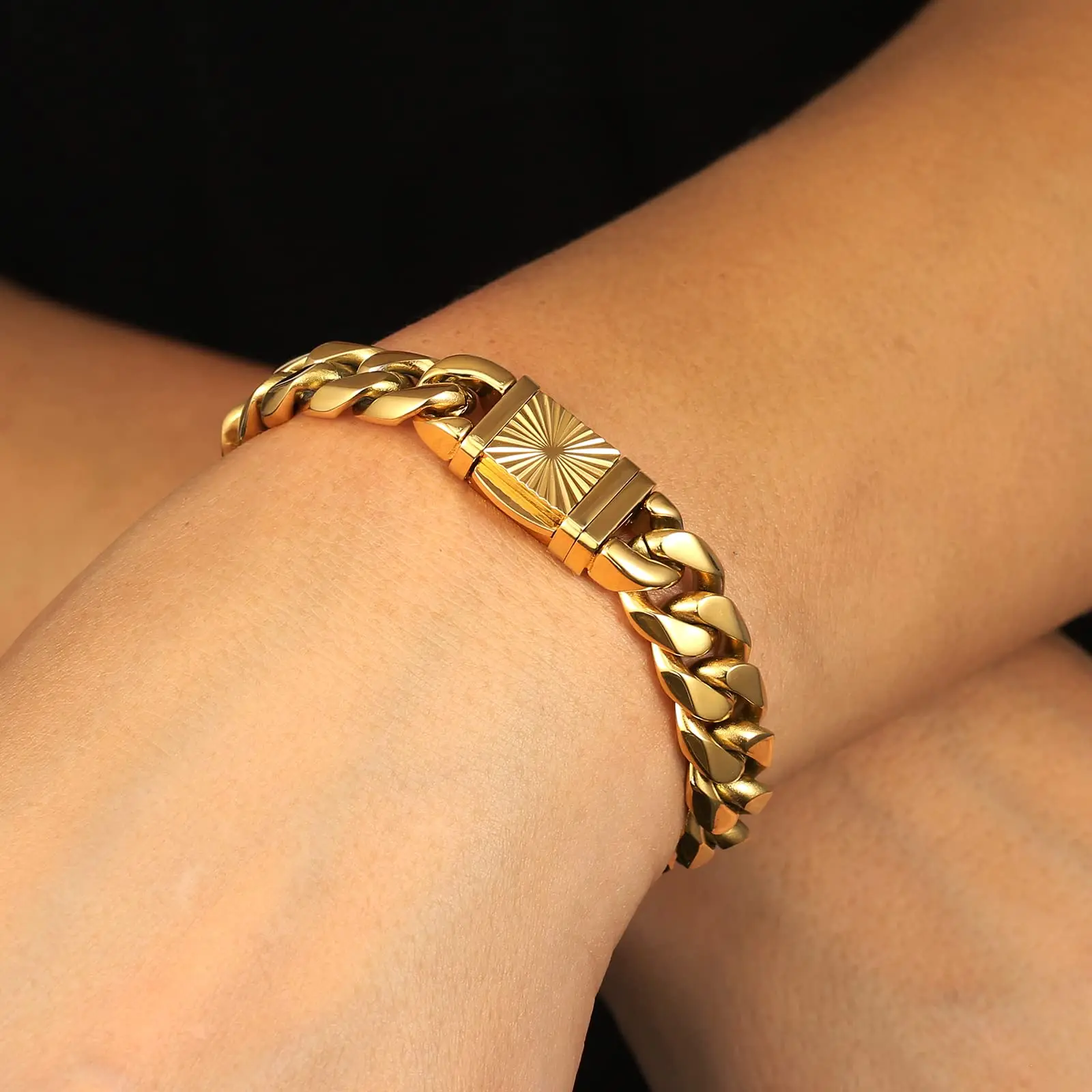 Set Di Bracciali Oro Per Donna YADOCA – Placcati 18k, Stile Cubana E Graffetta, Regolabili E Impermeabili. Con Zirconi, Ipoallergenici. Regalo Perfetto.