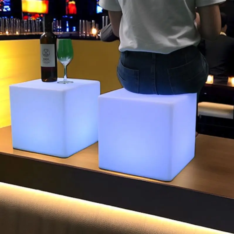 Wholesale Modern LED Chair with Illuminated Cube Plastic Bar Furniture for Dining Outdoor Hotel Night Club Hall Decorations