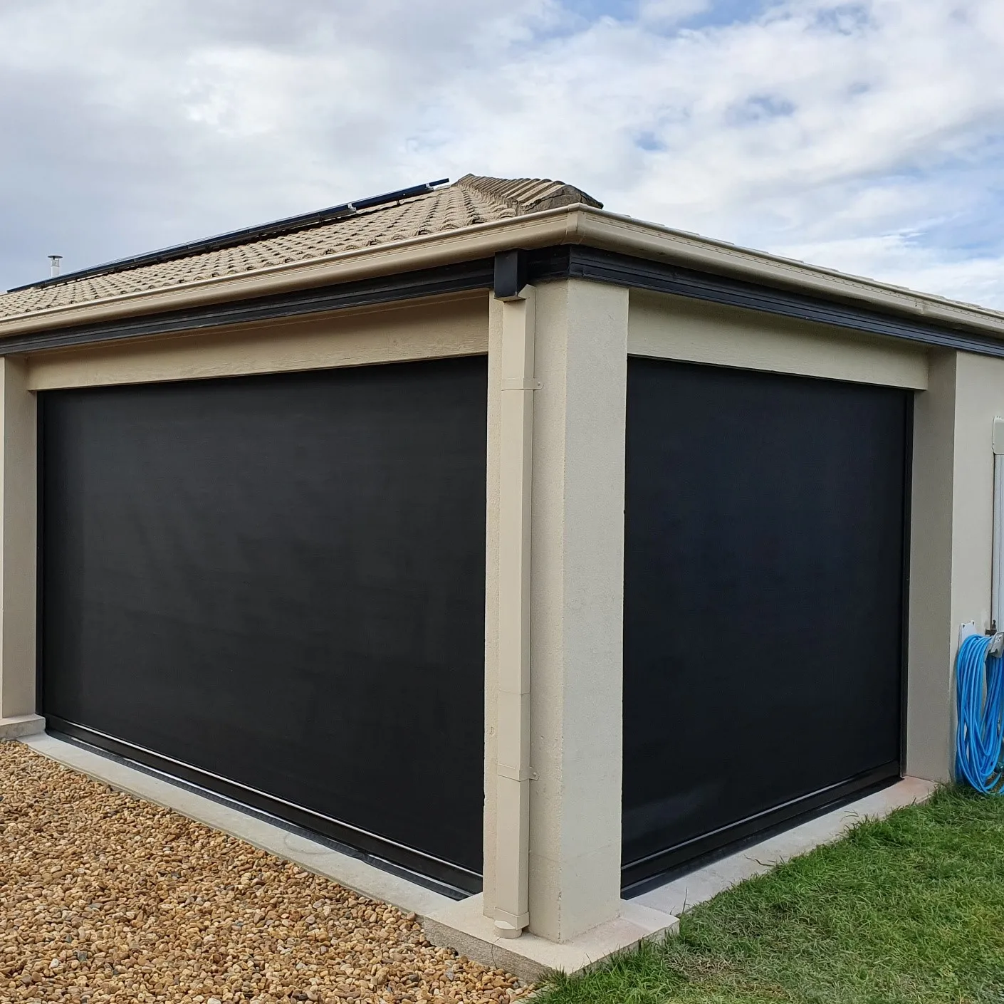 Outdoor Privacy Sunshade Windproof Waterproof  Retractable  Motorized Roll Down  Patio Insect Wind Screens