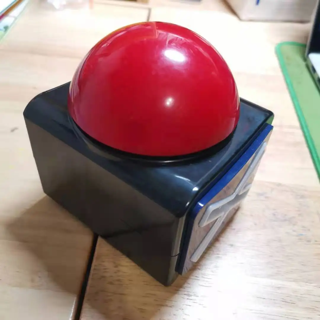 pulsante di allarme del cicalino di risposta del