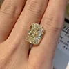 5ct Main stone