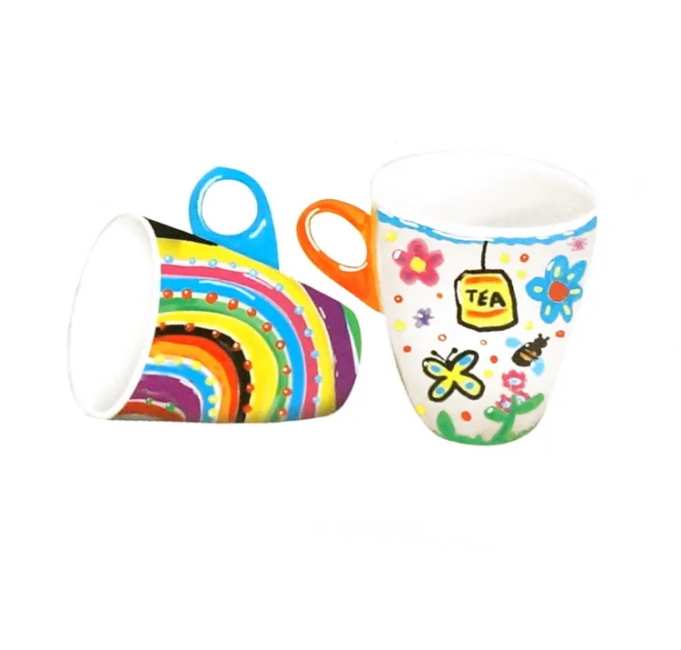 Cadeau Set Creatief Geiserailie 2 Stuks Verf Je Eigen Mok Kit – DIY Keramische Mokken 400 Ml, Met Ondersetters En 12 Kleuren Borstels Schilderset Keramische Mokken Zelf Ontwerpen Cadeau