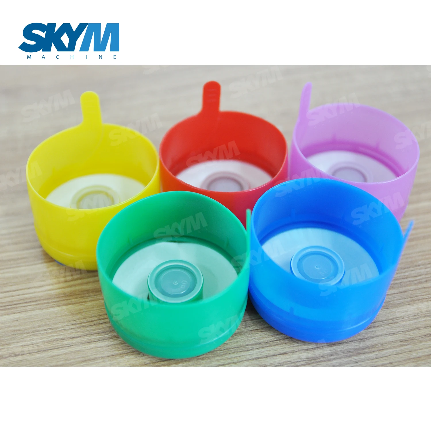 Non-Spill One Time Use Disposable Plastic Jar Lid 5 Gallon 20 Liters  Mineral Drinking Water Bottle Caps - China 55mm Gallon Cap and Gallon Bottle  Cap price