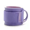 Une cheville violette