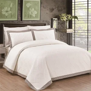 Nantong Factory Bedding Linen  100% Microfiber Patchwork Quilted Bedspread