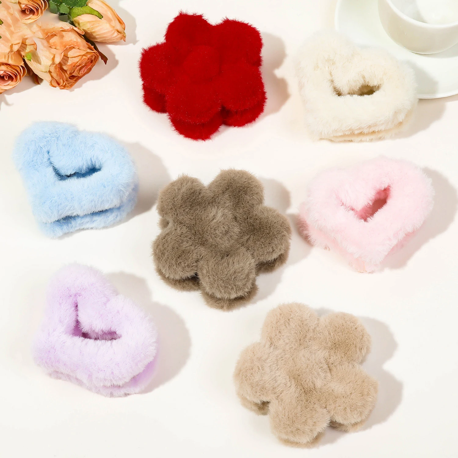 Зимние пушистые плюшевые мини-Когти для волос женские пластиковые модные меховые заколки-клипсы с индивидуальным логотипом модная сумка 1 шт./ОПП