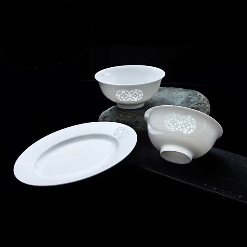 2024 New Jingdezhen Underglaze Celadon Linglong Porcelain Bowl and Dish Set Household Bone Porcelain Tableware Set Free manufacture