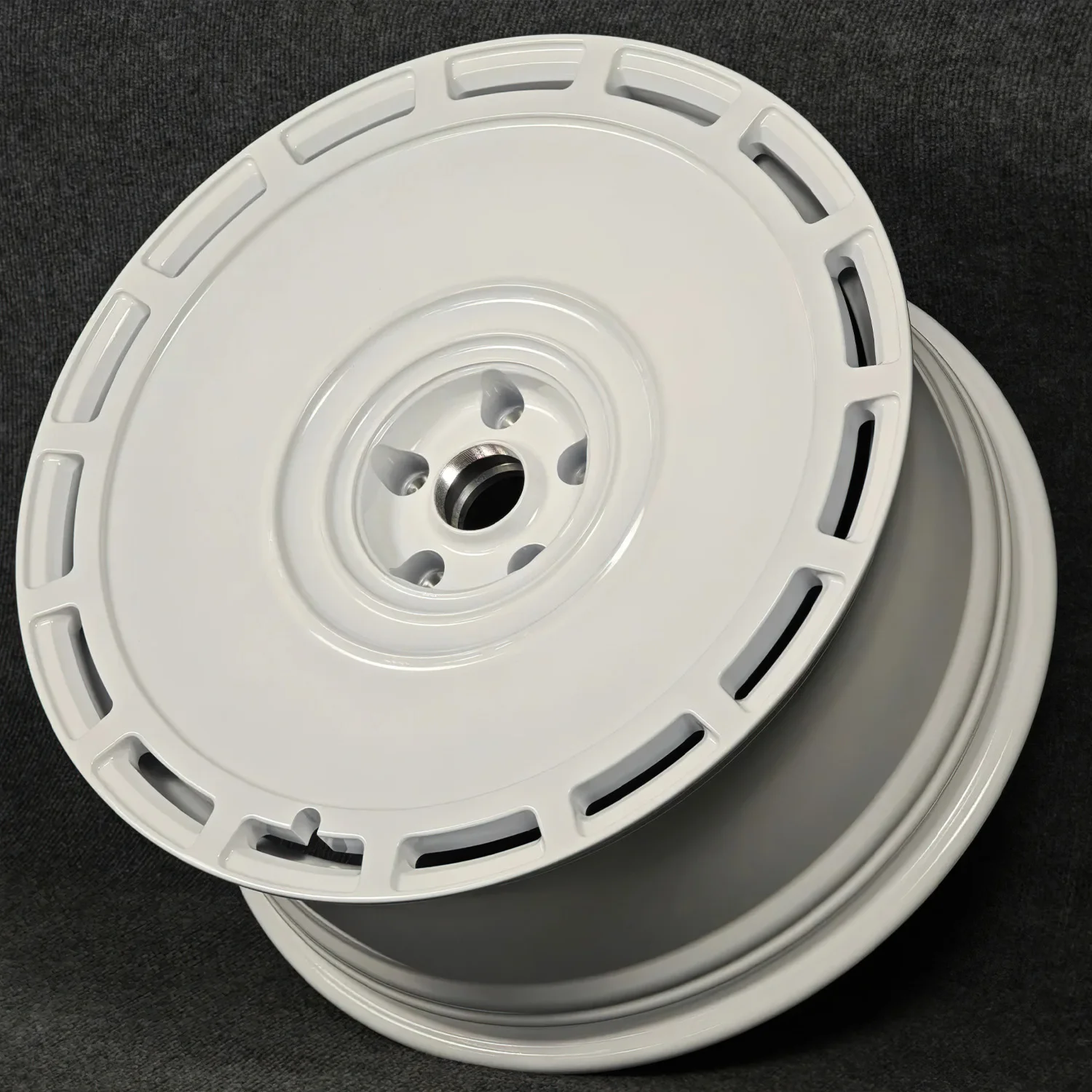 XINLAI 1-Piece Custom Forged Wheels 5x112 5x120 5X114.3 5x127 5x130 Wheels 17-24 Inch Car Alloy off Road Suv Wheel - Image 3