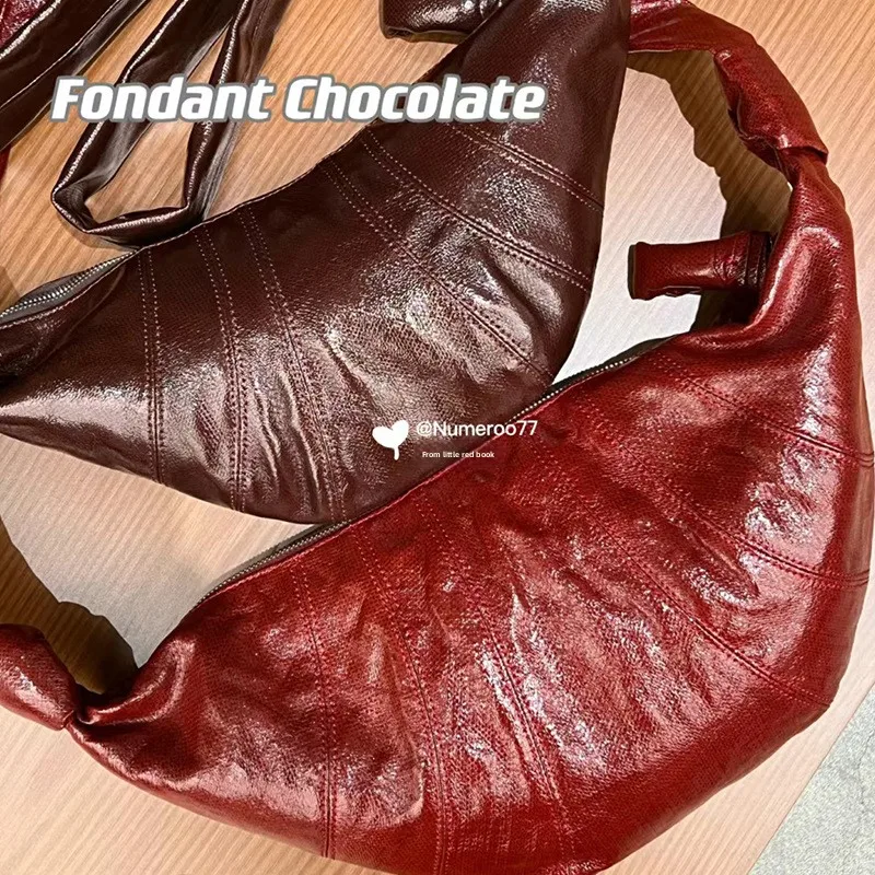 High-version LEM Croissant/dumpling Bag Internet-famous Bestseller Linen-coated Canvas-lined Finish Celebrity-endorsed Single