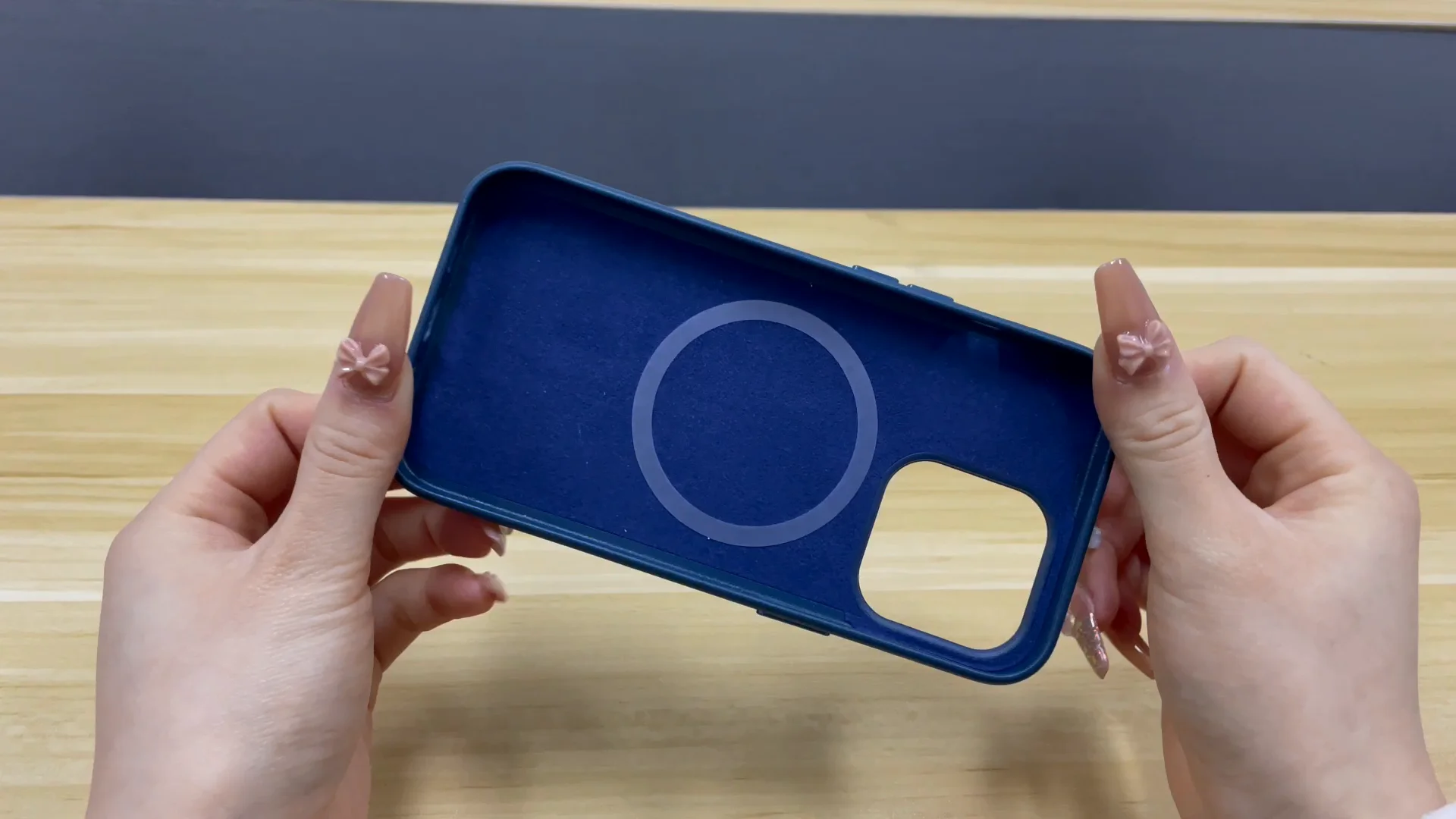 Luxury Leather Phonecase With Metal Ring Button Business Pu Leather