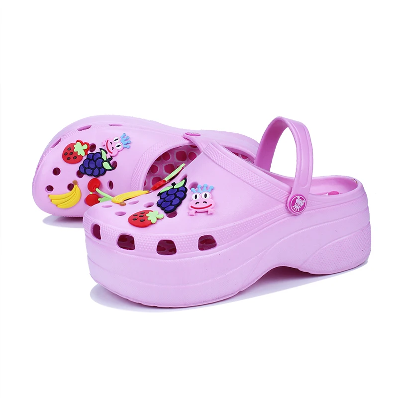 Туфли женские с блестящими стразами