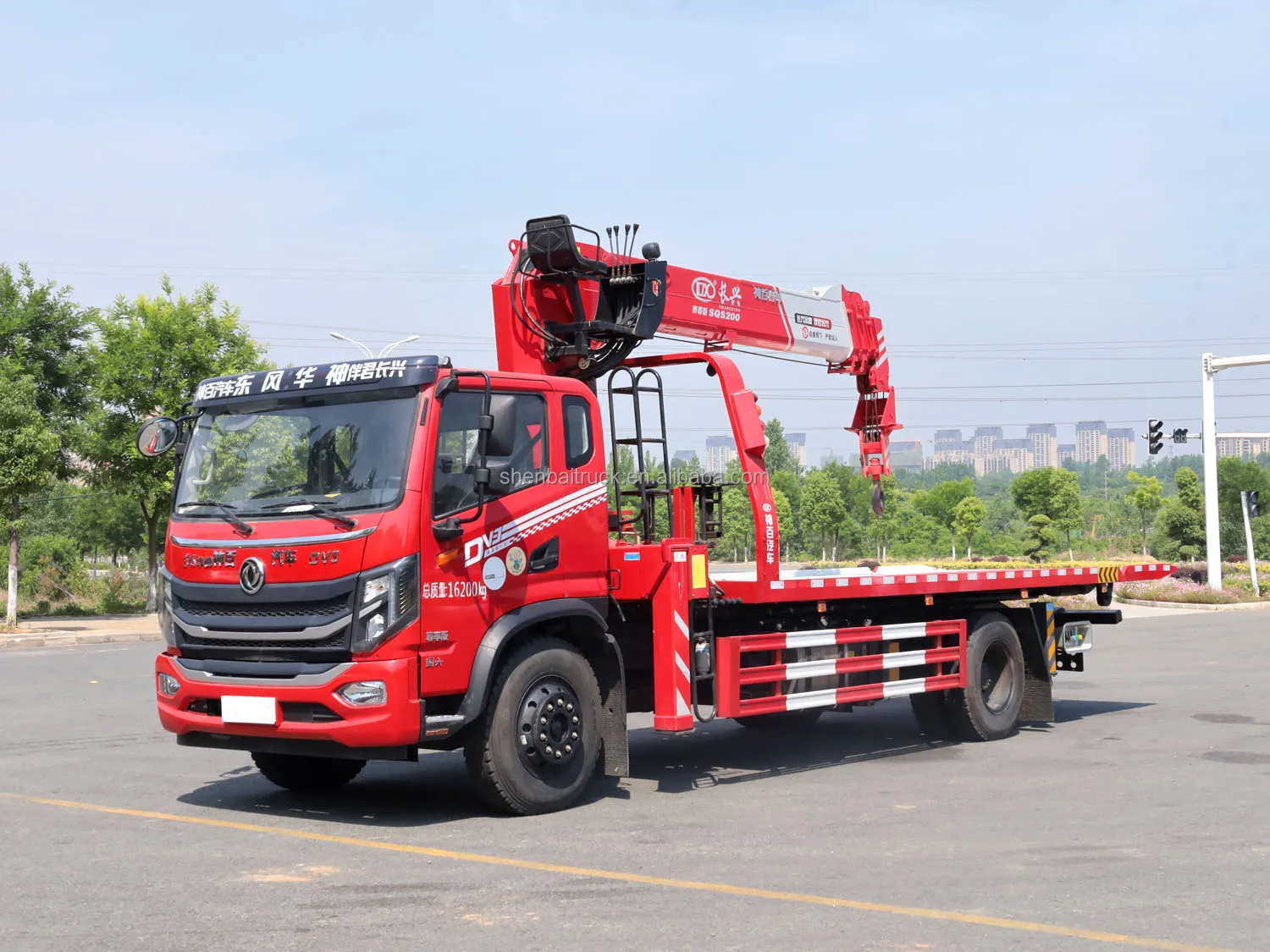クレーン付き東風4x2レッカー車6Ton7Ton8Tonストレートブーム