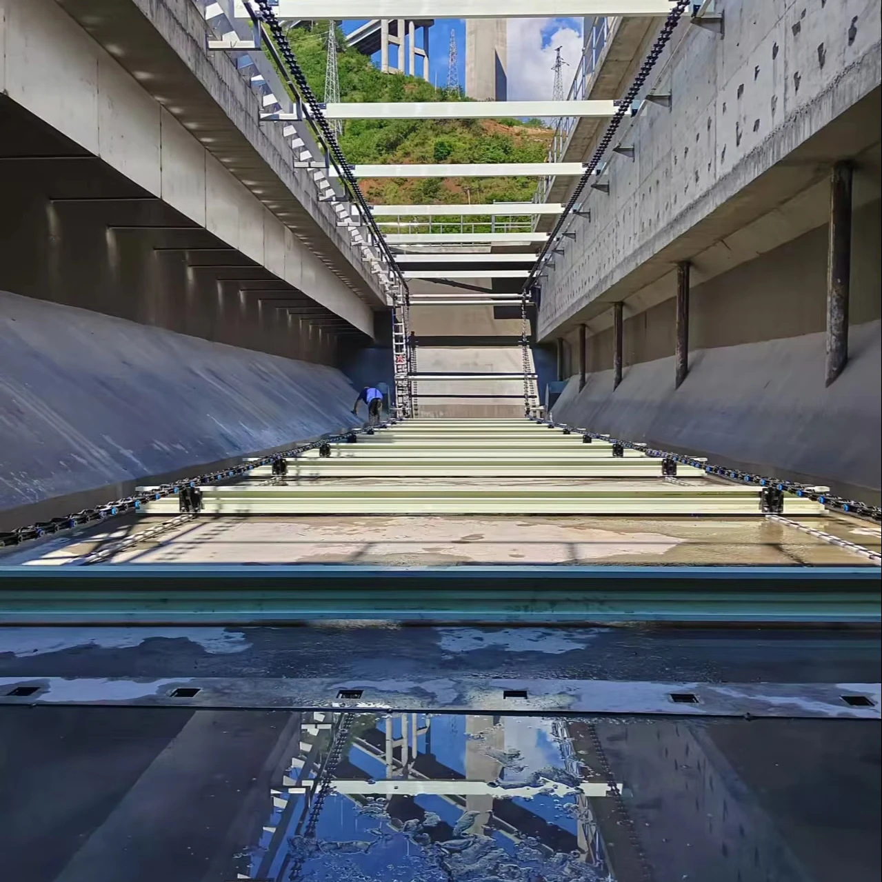 Non Metallic Chain Sludge Scraper, Horizontal Flow Scraper, Wastewater Treatment Supporting Equipment, Chain Scraper