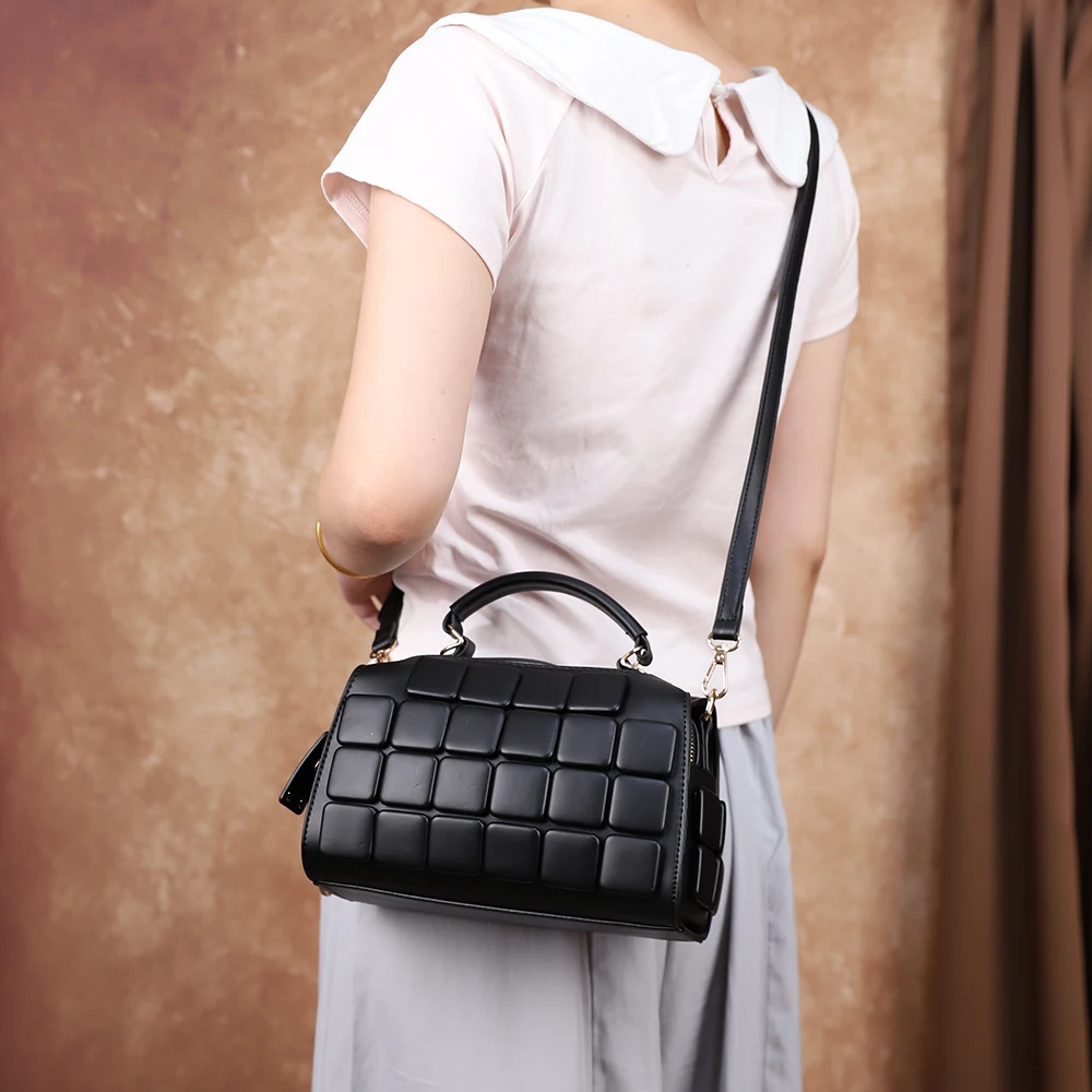 Grand Retro 2026 Stylish Ladies' Shoulder Handbag