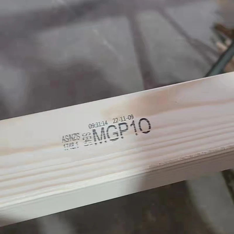 SPF Framing Pine Strip Studs Larch  MGP10 MGP 12 AS/NZS1748.1 Spruce Stots Pine Larch Lumber Radiata Pine Wood Mgp10 Lumber