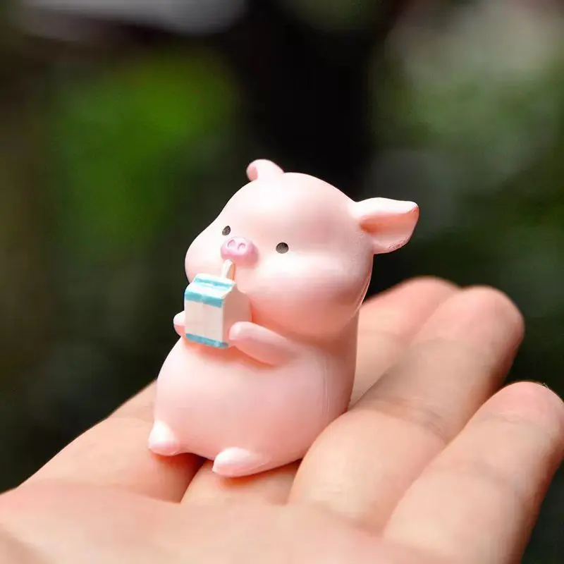6 Pcs Mini Pigs Figurines Cute Pink Pig Family Toys Figures DIY Crafts for Fairy Garden Decoration Home Decorations