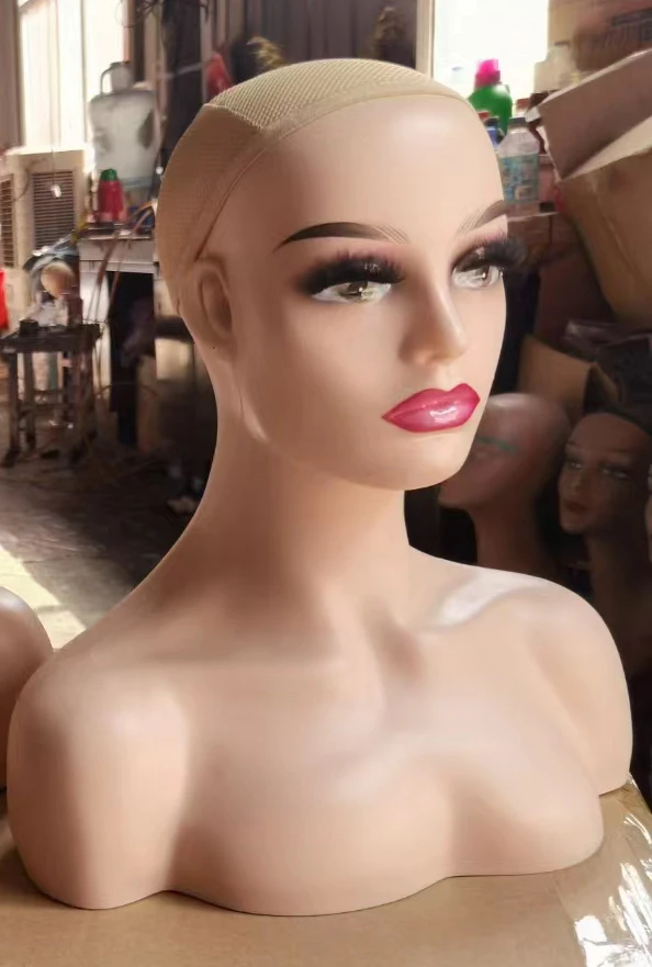 Wholesale Realistic Female Wig Mannequins African American Mannequin