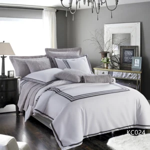 Wholesale Pillowcase Bedding Polyester Patchwork Comforter Set