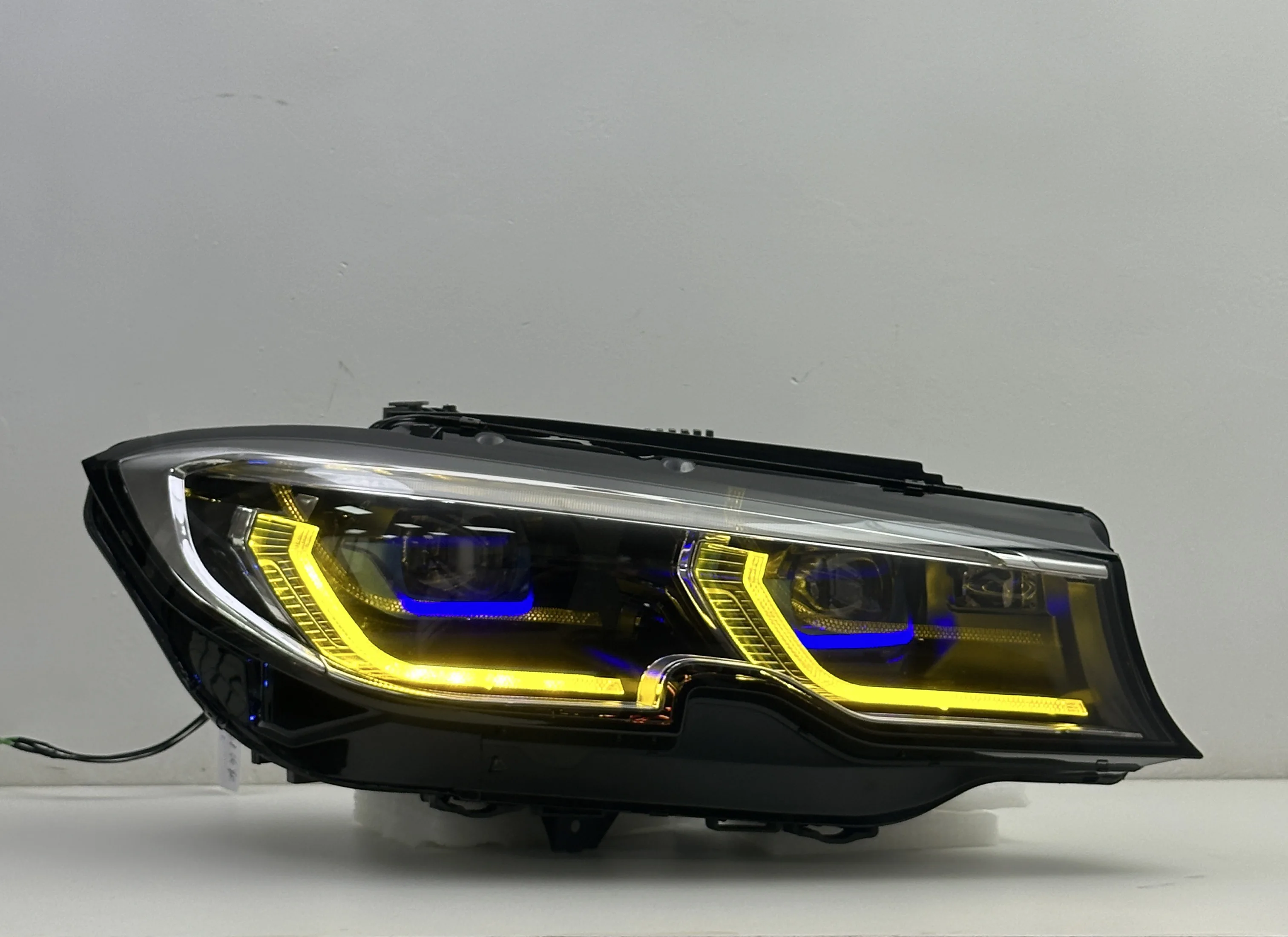 SJCオートレーザーヘッドライト BMW 3シリーズ G20 G28 19-22用 ヘッド