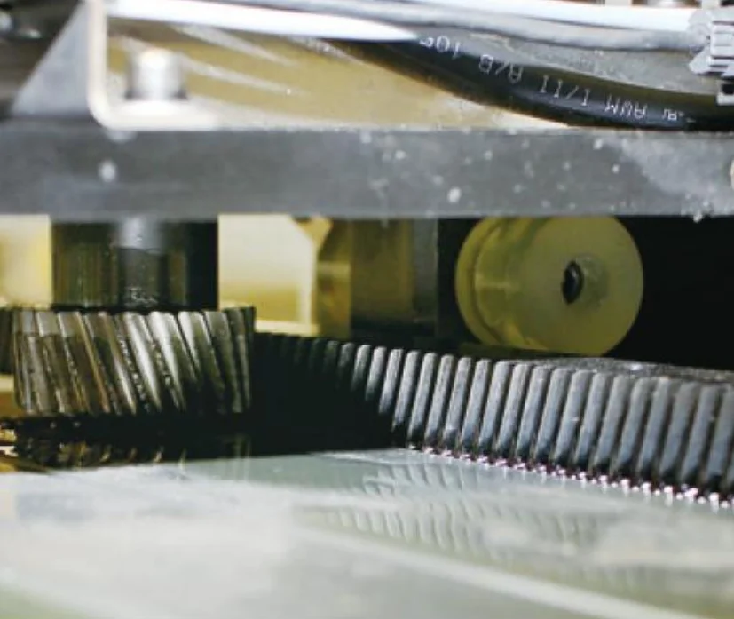 0-25m/min Automatic CNC Glass Cutting Machine Toughened Glass Cutting Table