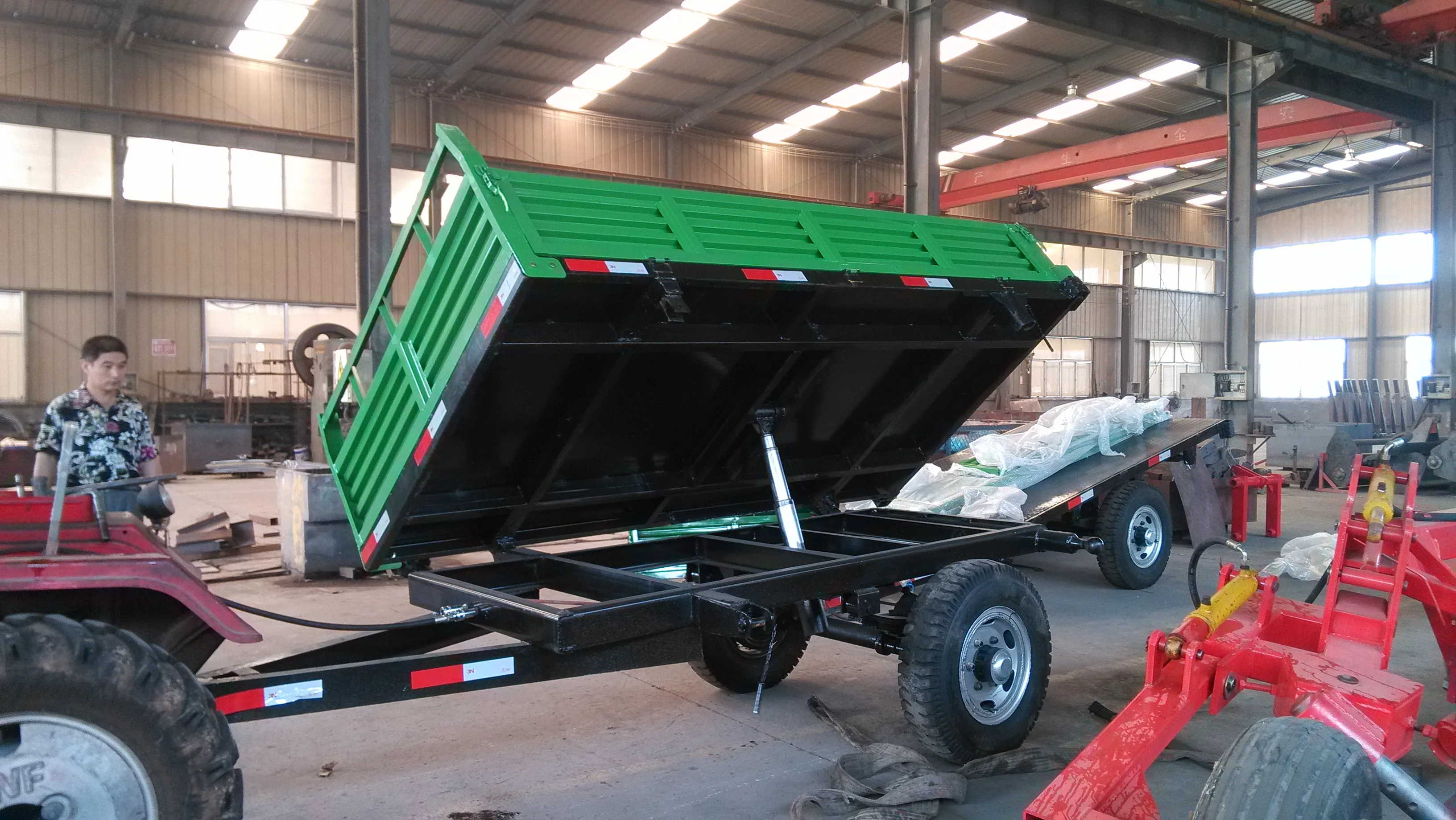 トレーラー ダンプトレーラー PTO 油圧式ダンプ 牽引トレーラー 運搬