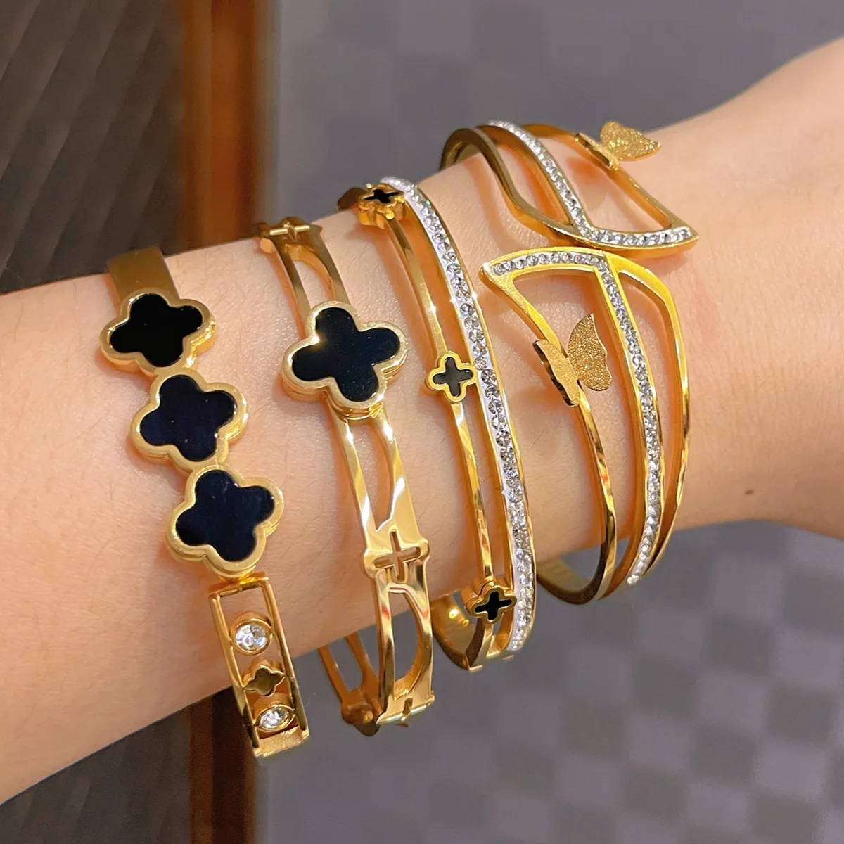 Famous Inspired Designer Bangle Four Leaf Clover Bracelet