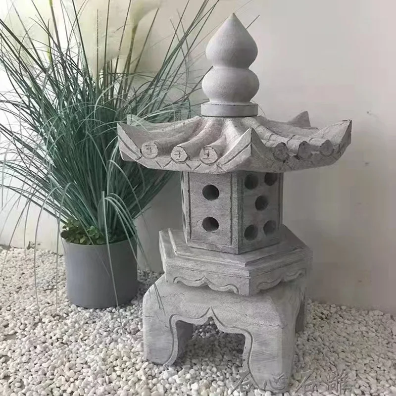 Large Japanese Natural Stone Lanterns Granite Stone Pagoda for Outdoor Garden