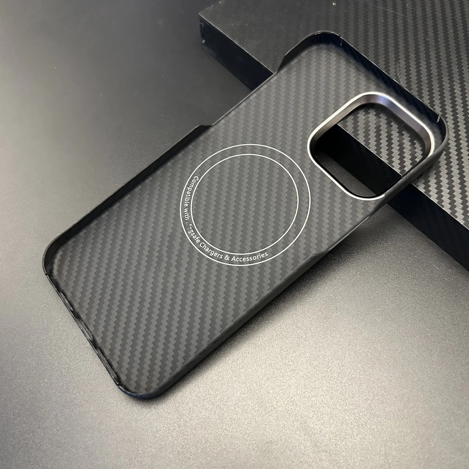 product laudtec customize slim carbon fiber texture case real premium aramid fiber minimalist phone cover for iphone 17 air promax 16 15-5