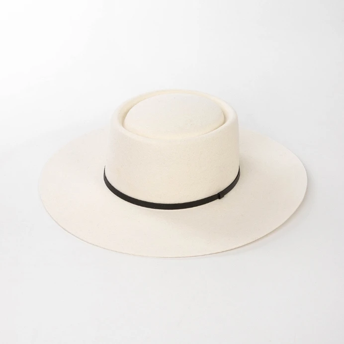 Stylish Wide-Brimmed Hat BNWT DESIGNER HAT 100% WOOL. RETAILS 350$ Women main image 4