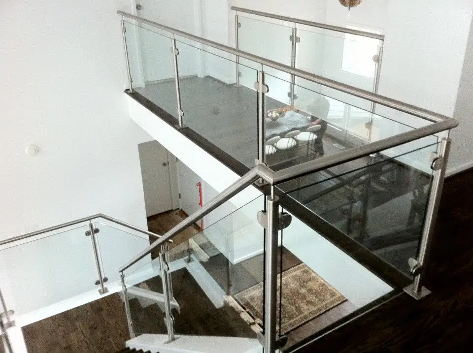 Hot Sale Stainless Steel Satin Finish Baluster Glass Design Railings Stairs/Balcony Glass Banister details