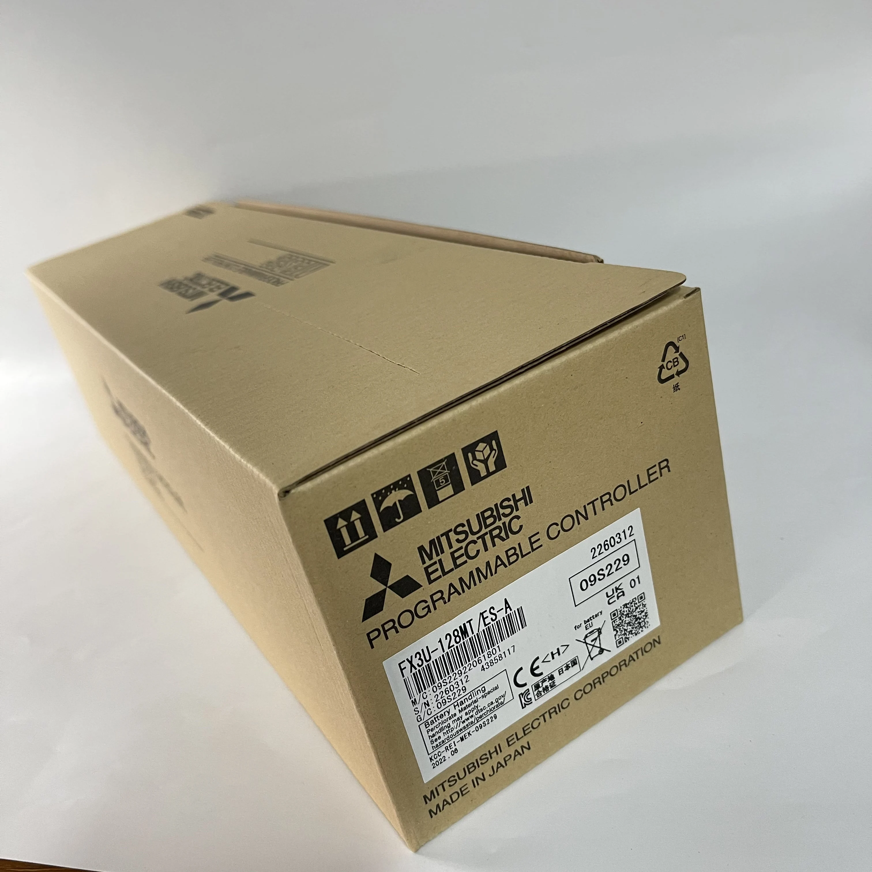 Mitsubishi Programmable Controller FX3U-128MT/ES-A Mitsubishi Programmable Controller FX3U-128MT/ES-A