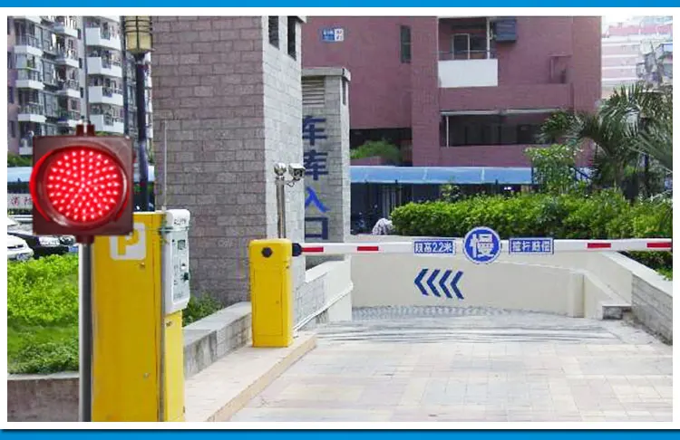 300mm traffic light-8.jpg