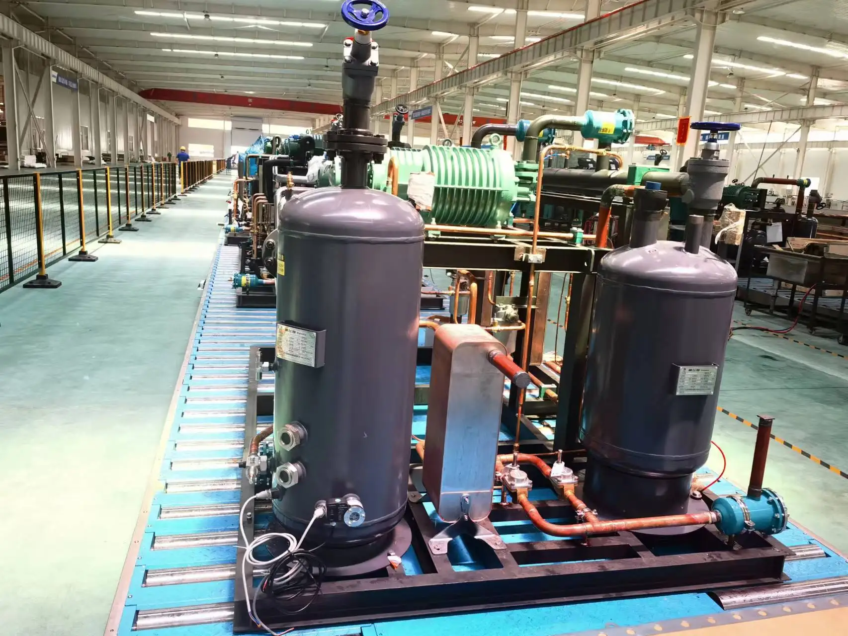 Commercial refrigeration condensing units for refrigerators and freezers