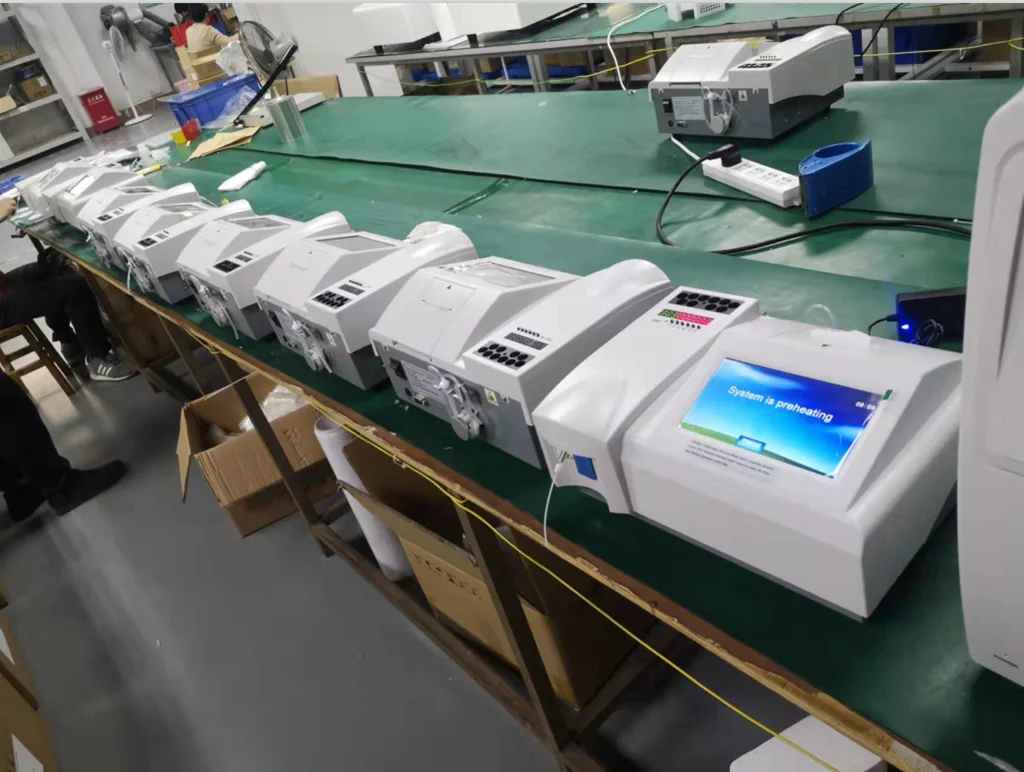 Easy Operate Biochemistry Analyzer  Chemistry Analyzer Price Animal Blood Testing Machine Hospital Clinic and Lab Equipment