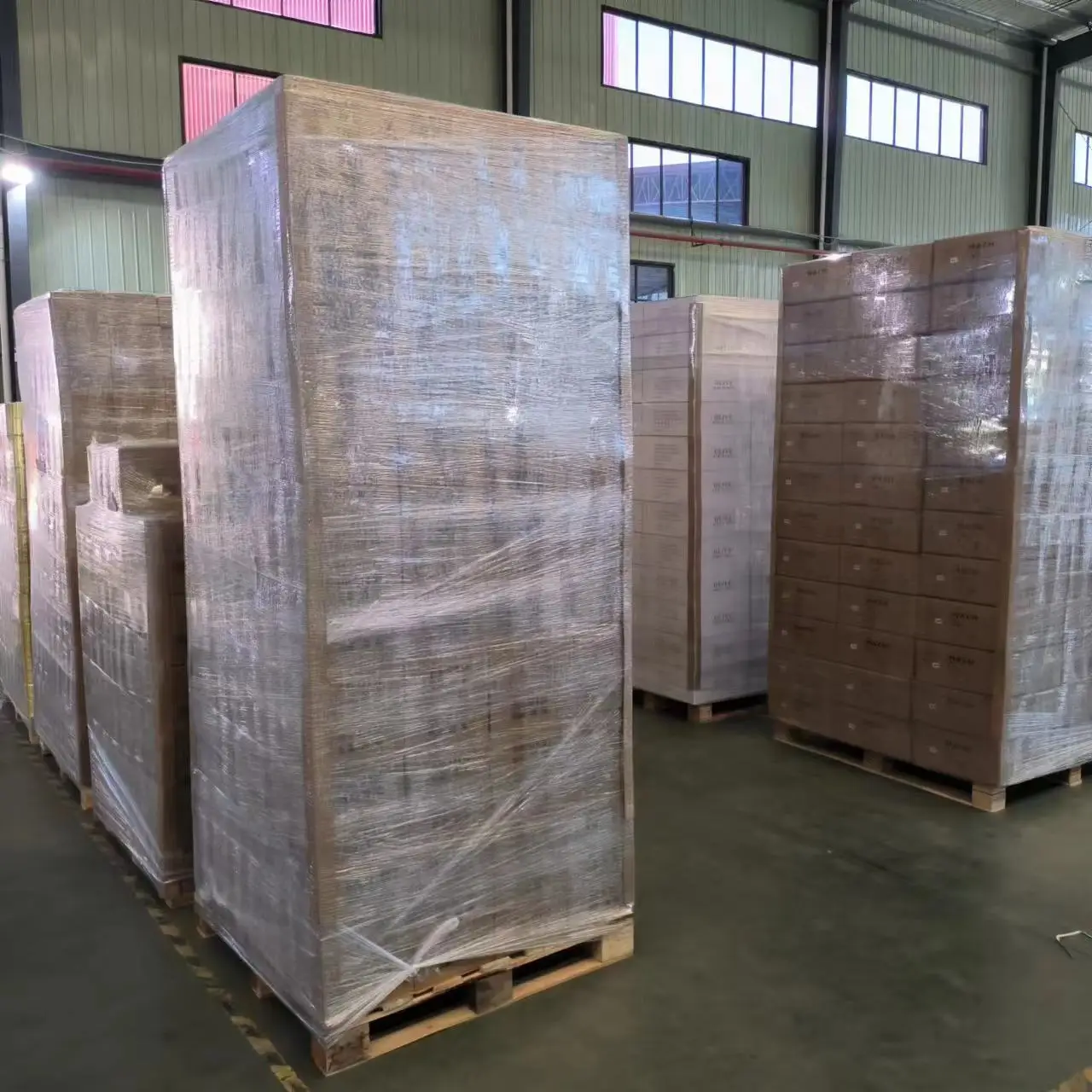 We Are Selling Supermarket and Bank Thermal Paper at Low Prices in Sizes 57*40mm and 80*80mm factory