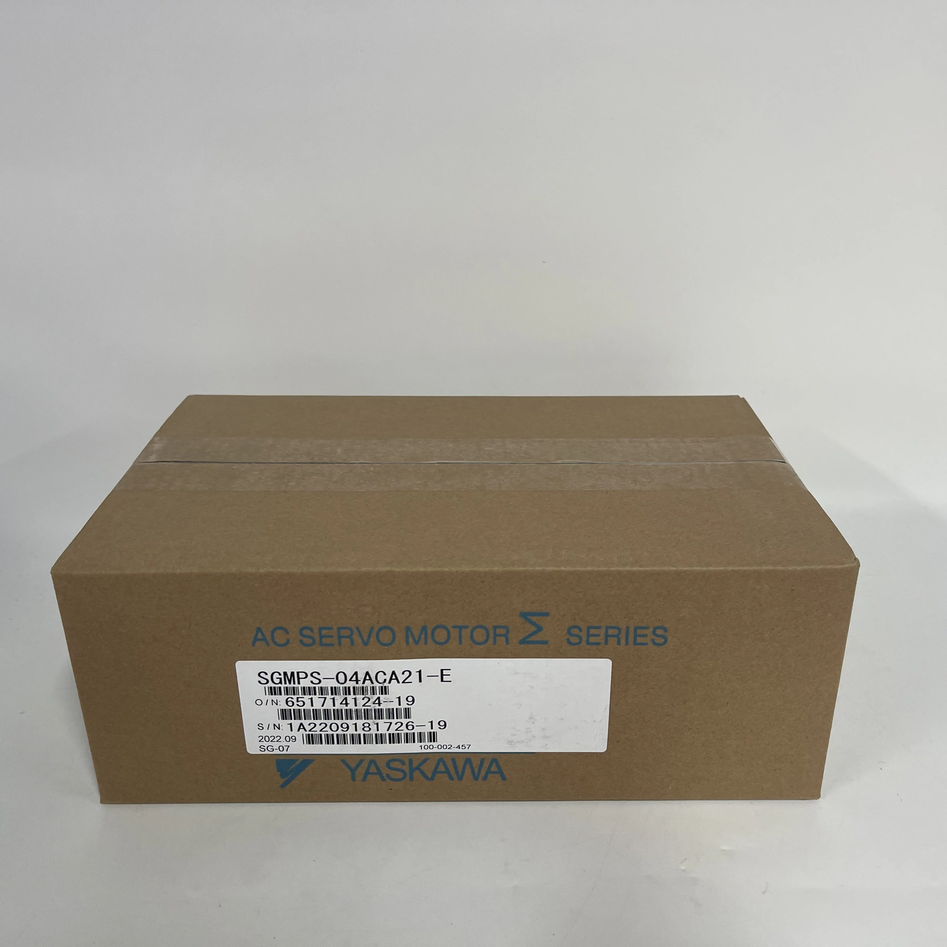 YASKAWA AC Servo Motor SGMPS-04ACA21-E YASKAWA AC Servo Motor SGMPS-04ACA21-E