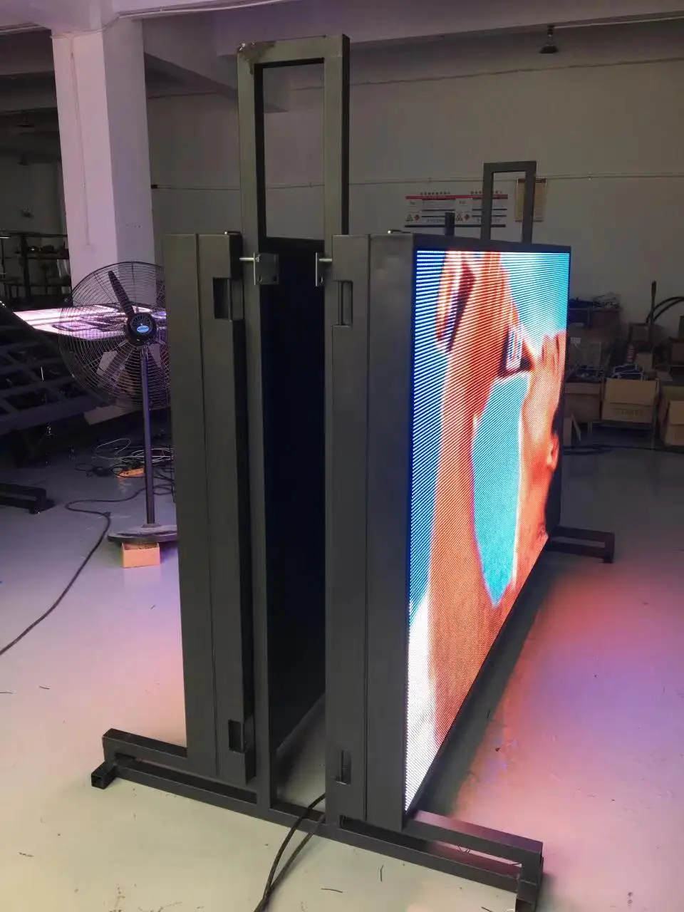 Yake Outdoor LED Display - Full Color Digital Advertising