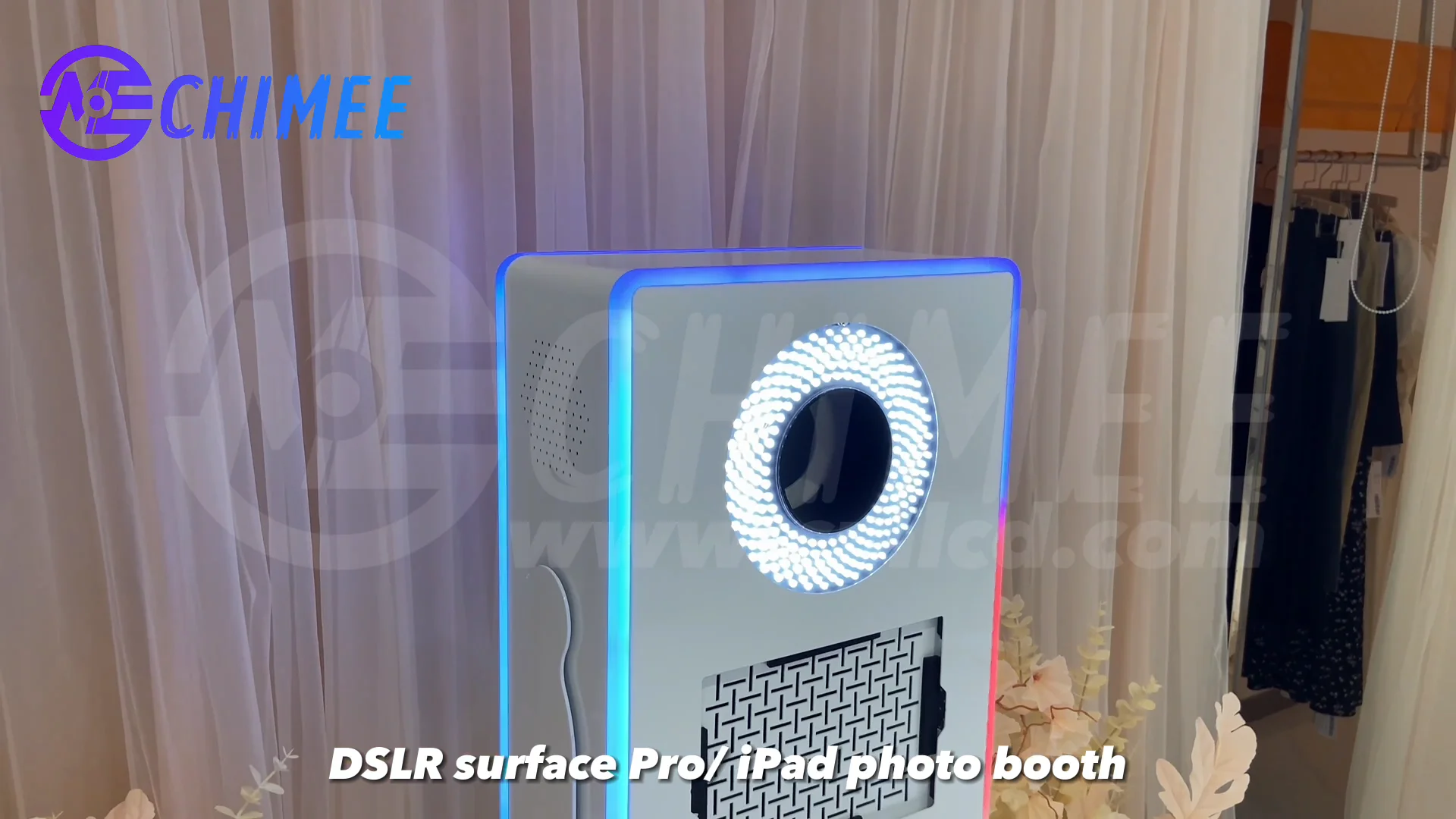Portabl Magic Mirror Photo Booth 43 inch Touch Screen Camera photoBooth with LED and Flight Case Selfie for Wedding Party Events
