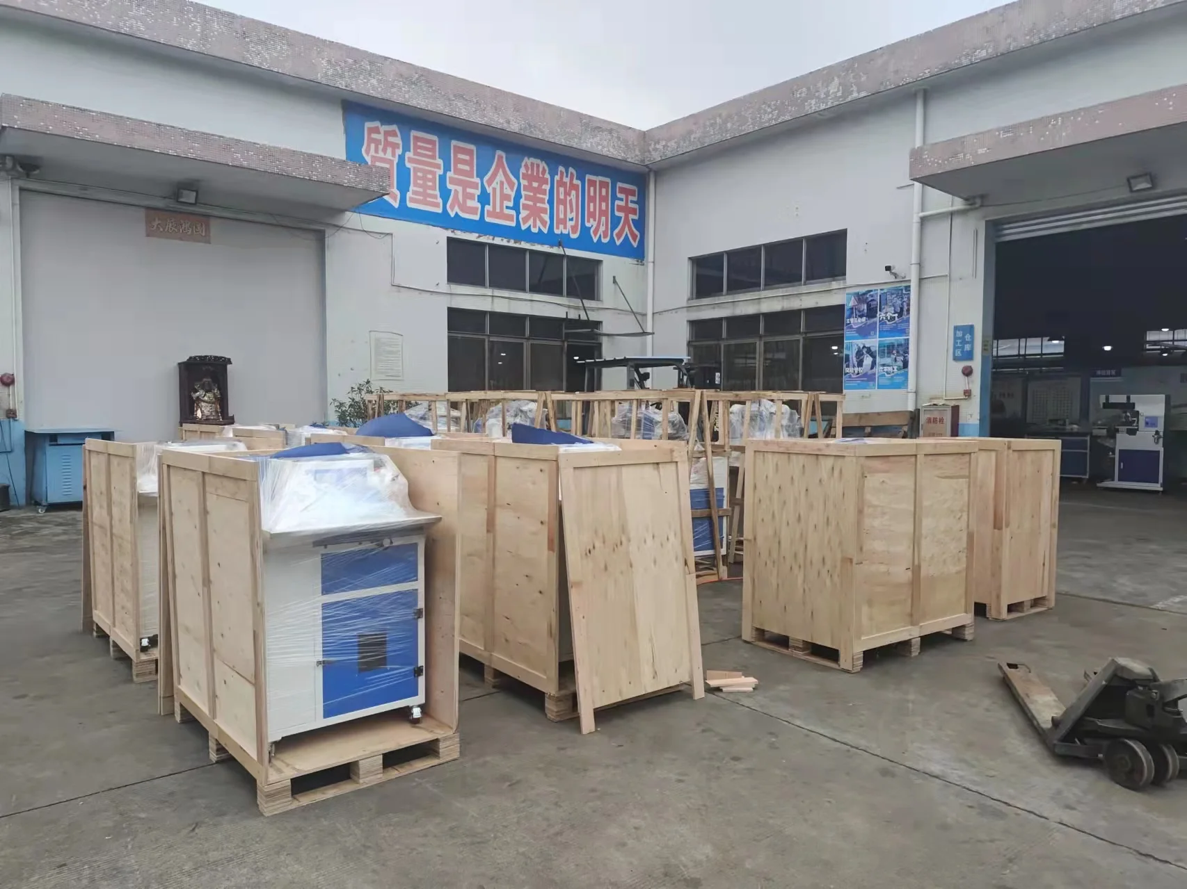 Automatic Steamer Two Heads Automatic Baseball Cap Ironing Machine Automatically Nailing Buttons