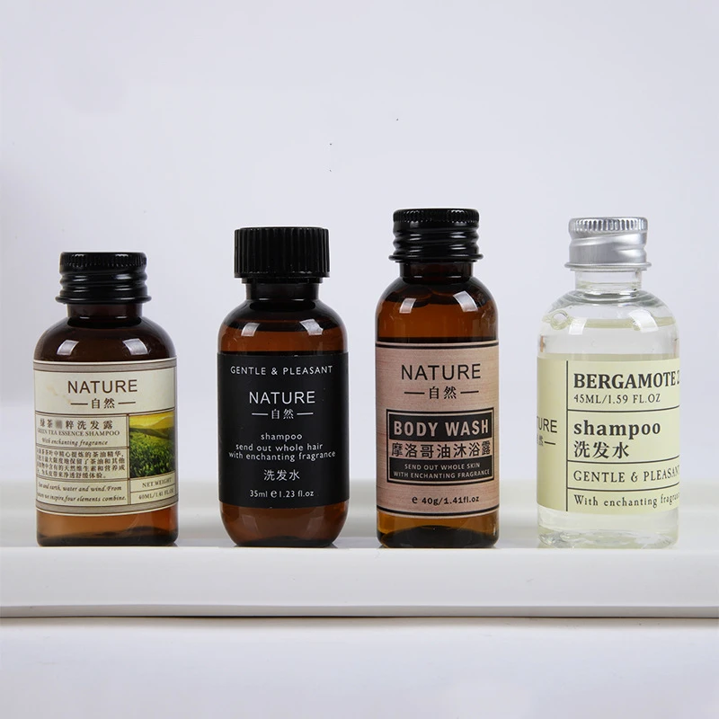 Oem Accepted Hotel Toiletries Bathroom Set 5 Star Hotel Guest Room