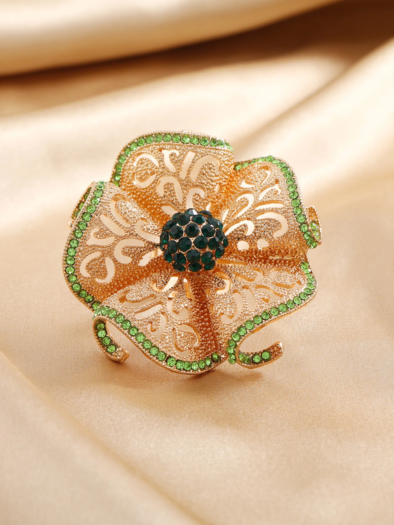 Anello Di Dichiarazione Di Fiore Grande Rotondo Esagerato Per Donne Ragazze Boho Antique Daisy Espandibile Regolabile Aperto Wrap Finger Rings Comfort Fit Retrò Stile Bollywood Gioielli Tono Oro