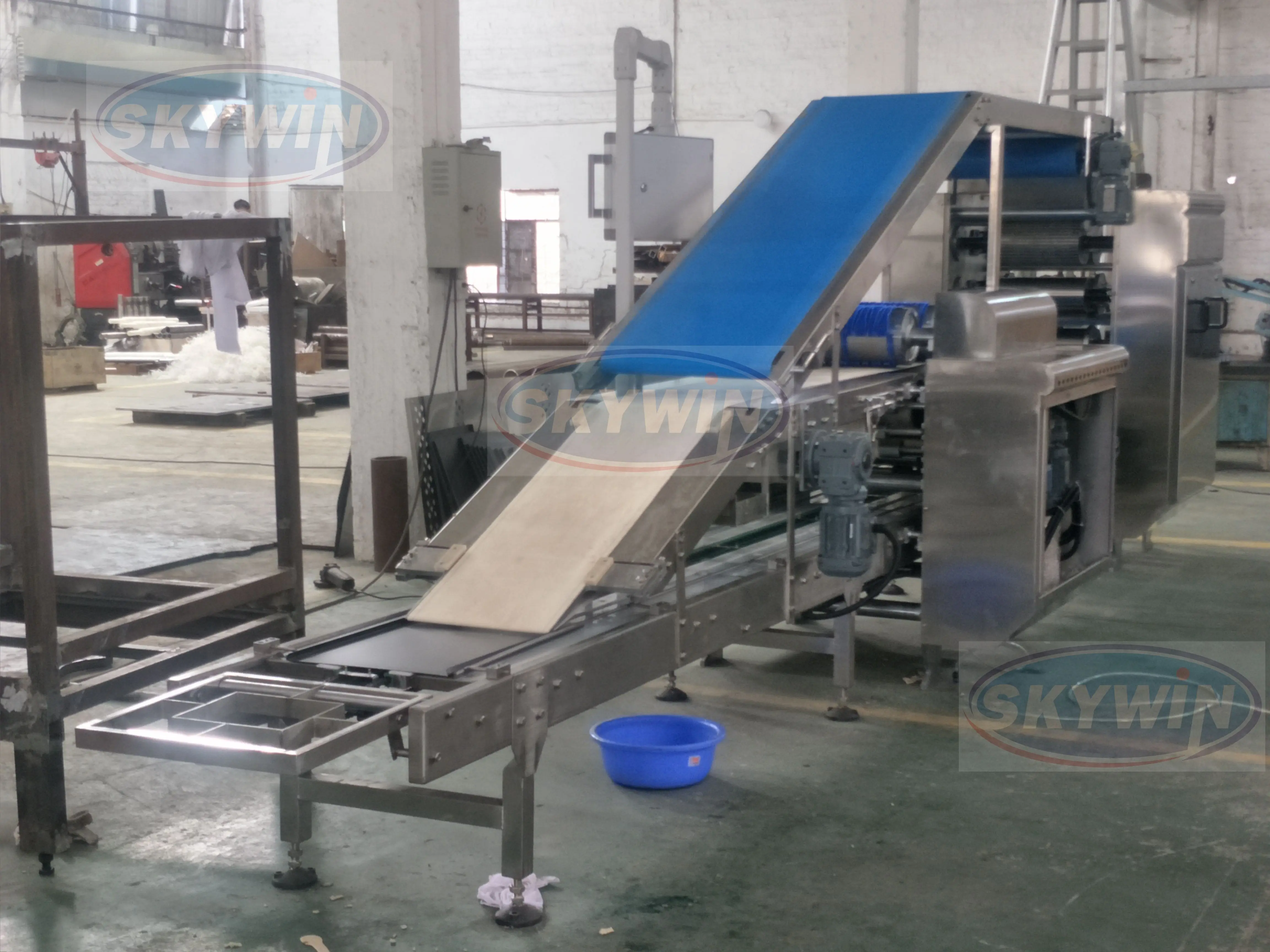 Hard And Soft Biscuit Forming Machine Industry Tray Type Small Scale