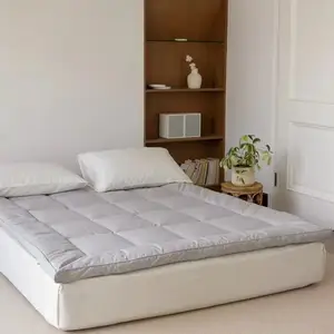 Golden Sail Eco-Friendly Hotel & Home Mattress Topper 100% Polyester 200TC Quilted Customizable All-Season Bedding